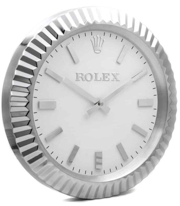 presidential style, silver & white | wall clock